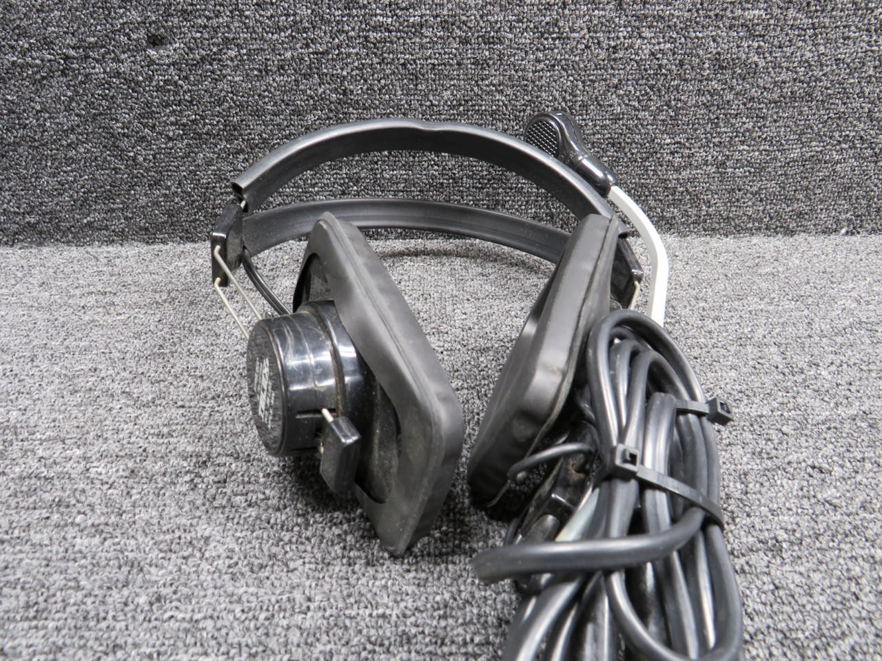 MRB-600 Telex Aircraft Parts Headphones For Sale