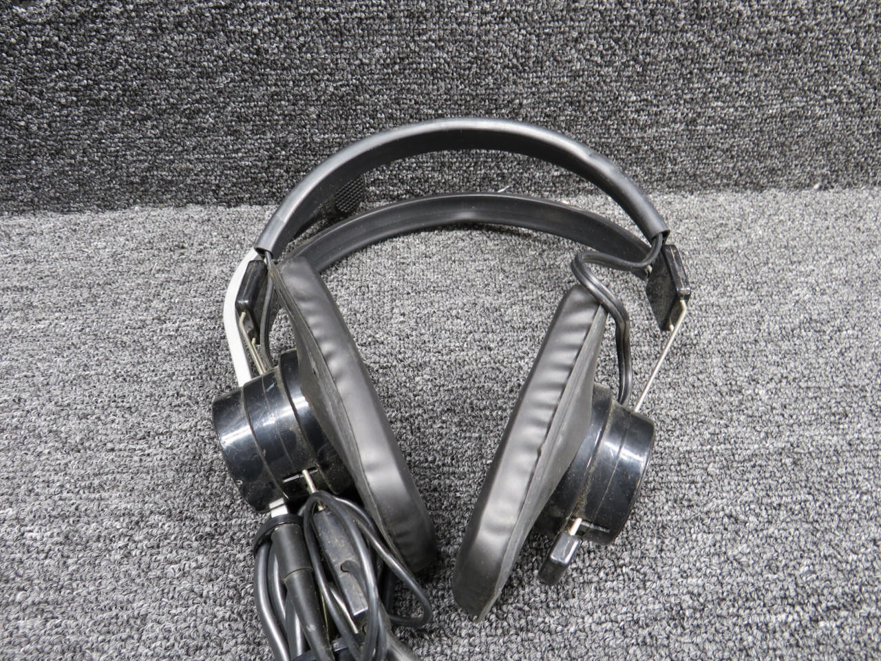 MRB-600 Telex Aircraft Parts Headphones For Sale