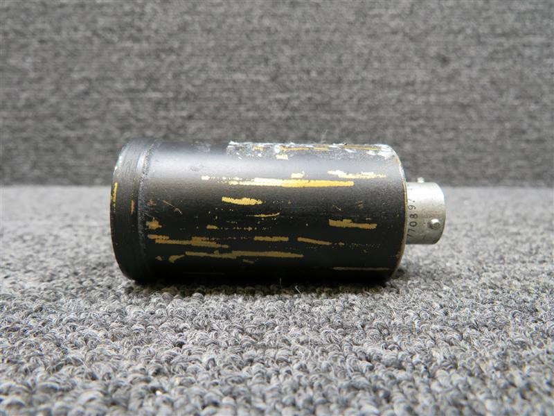 rin37ページ 7000038 (Alternate: 6608217-13) Aircraft Instrument Co Pitch Trim