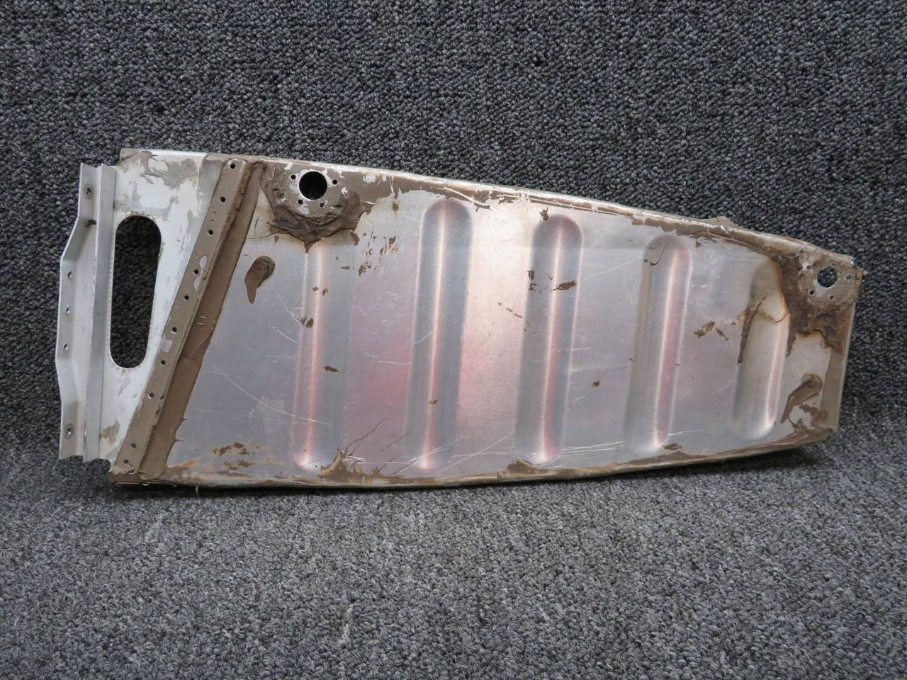 1222136-21 Cessna P210N Rib Assy Wing Root LH