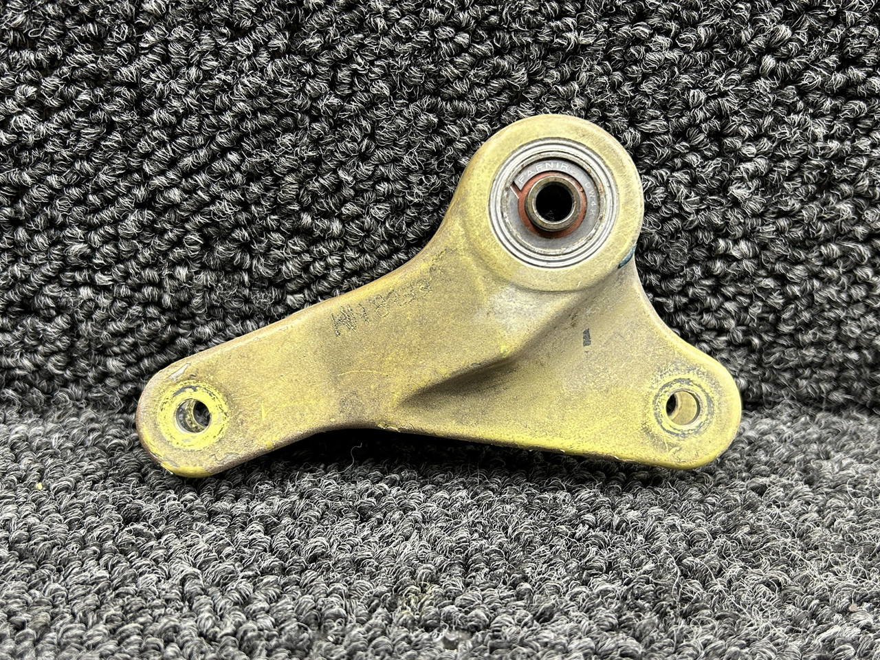 206-001-763-001 (Casting: 206-001-763-1) Bell Anti Torque