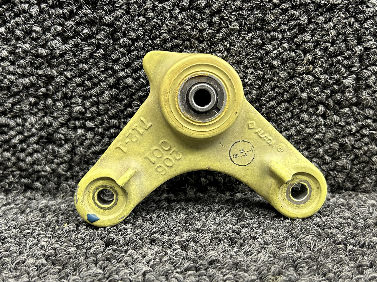 206-001-712-001 (Casting: 206-001-712-1) Bell Anti Torque