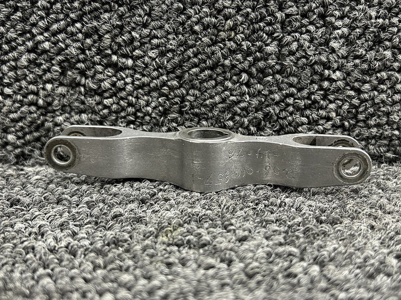 206-011-855-001 (Casting: 206-011-857-1) Bell 206L-1 Tail Rotor
