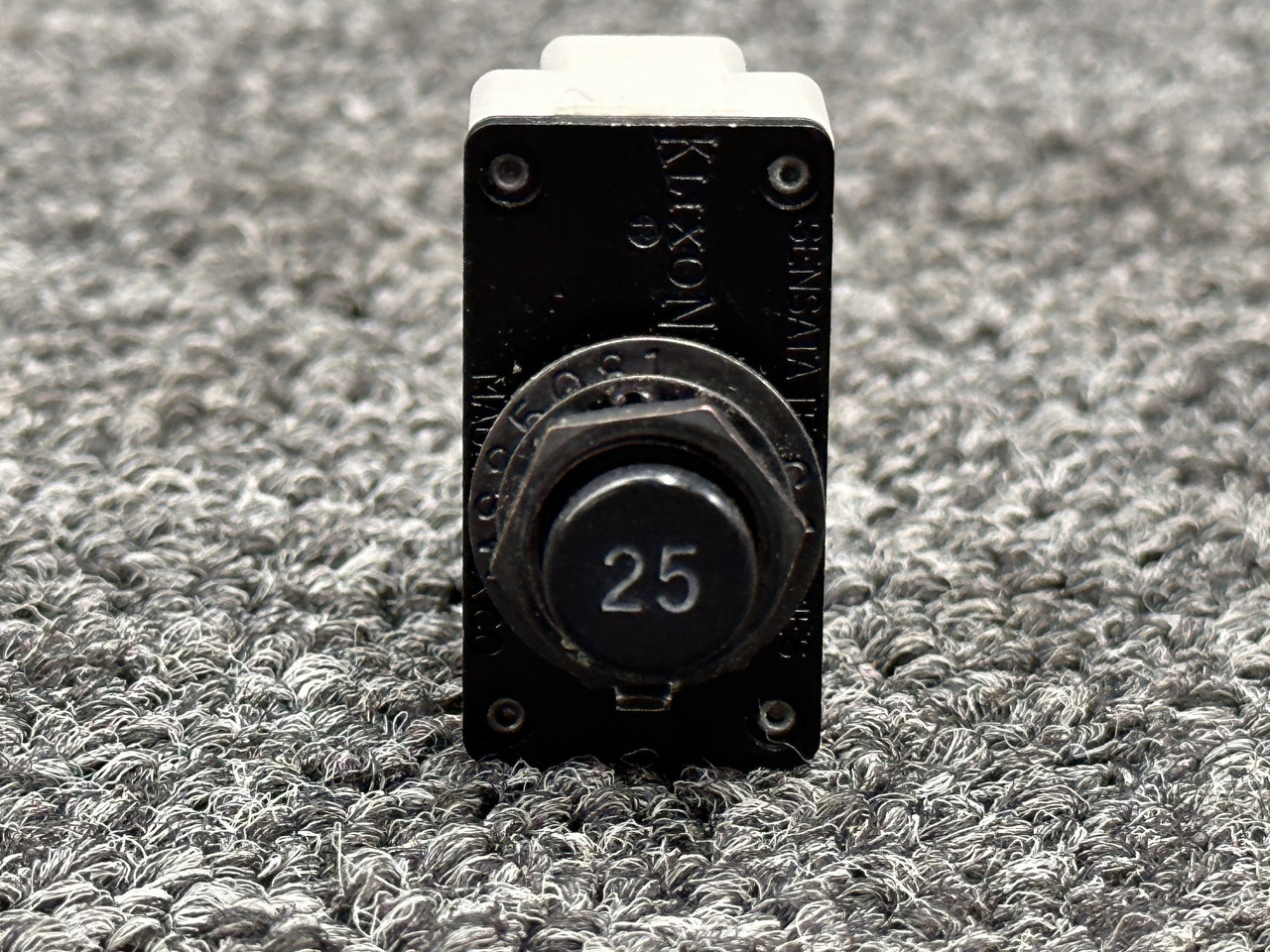 キキ 7271-8-25 Klixon Circuit Breaker Assembly (Amps: 25)