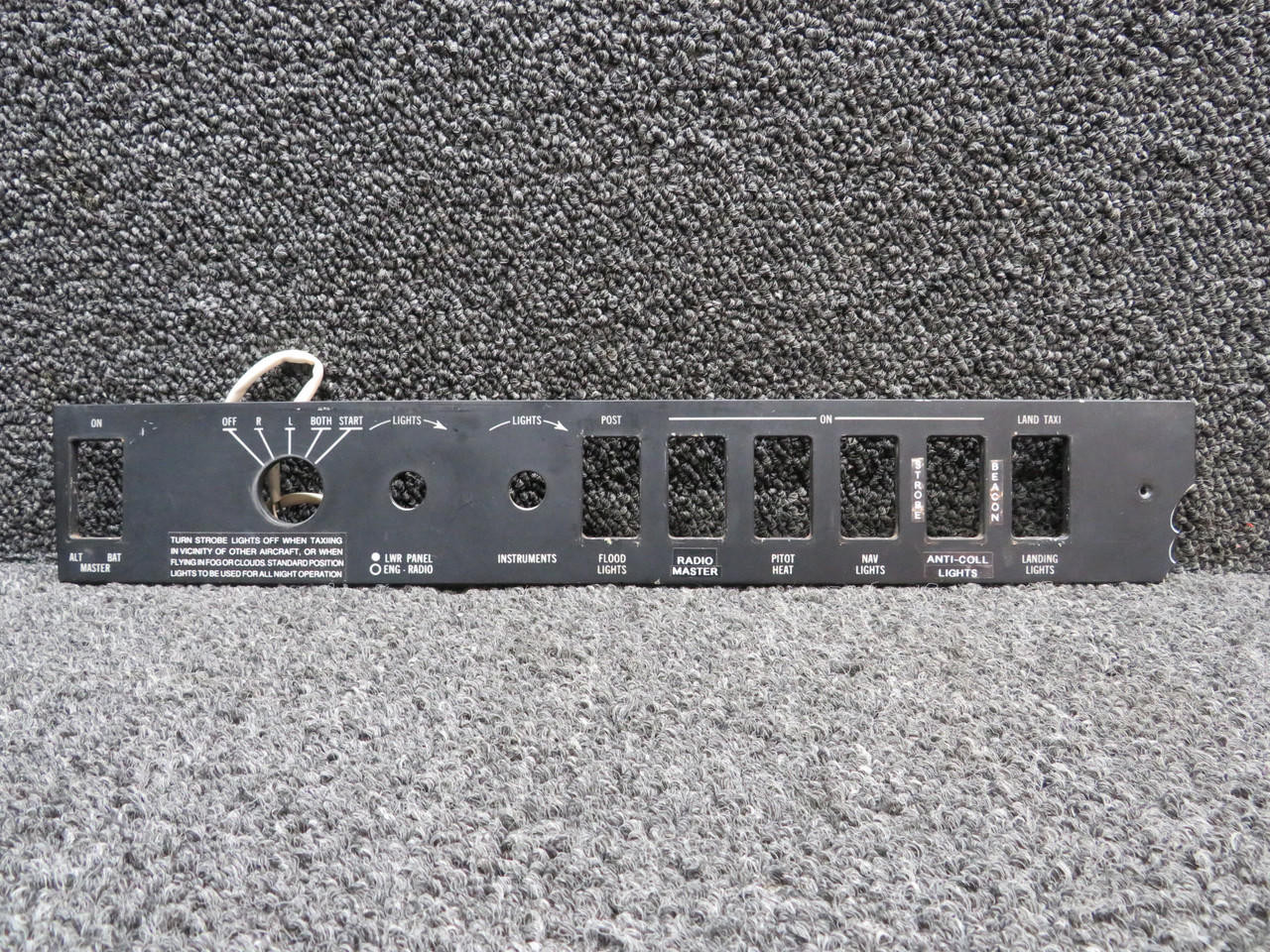 801088-00 (Alt: 1213307-9) Cessna 182N Scott Electroluminescent