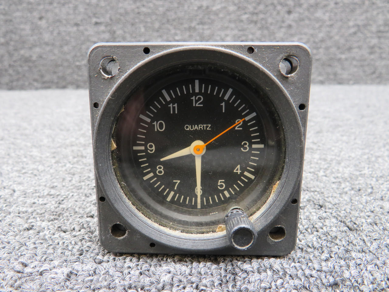 D1-312-5036 Mitchel 98470-2 12 to 28 Volt Aircraft Clock