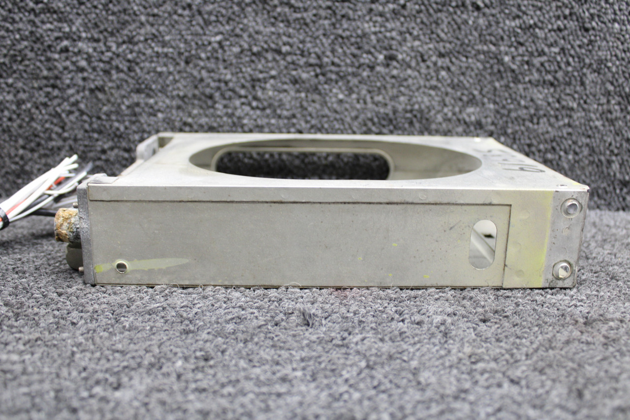新しい Radio King 073-0431-00 Mounting Corroded Backplate with Tray 絵画/タペストリー