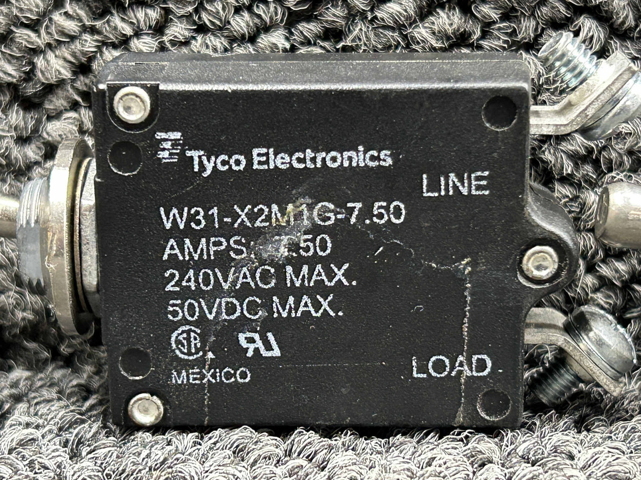 W31-X2M1G Series Tyco Electric Toggle Switch Breaker Set (7.5, 40
