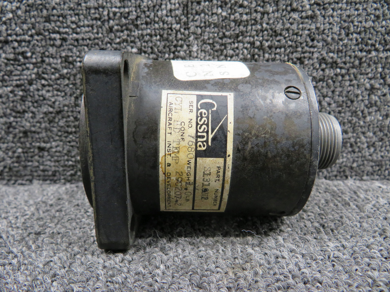 290207-2 (Alt: S1310N2) Aircraft Instruments Cylinder Head