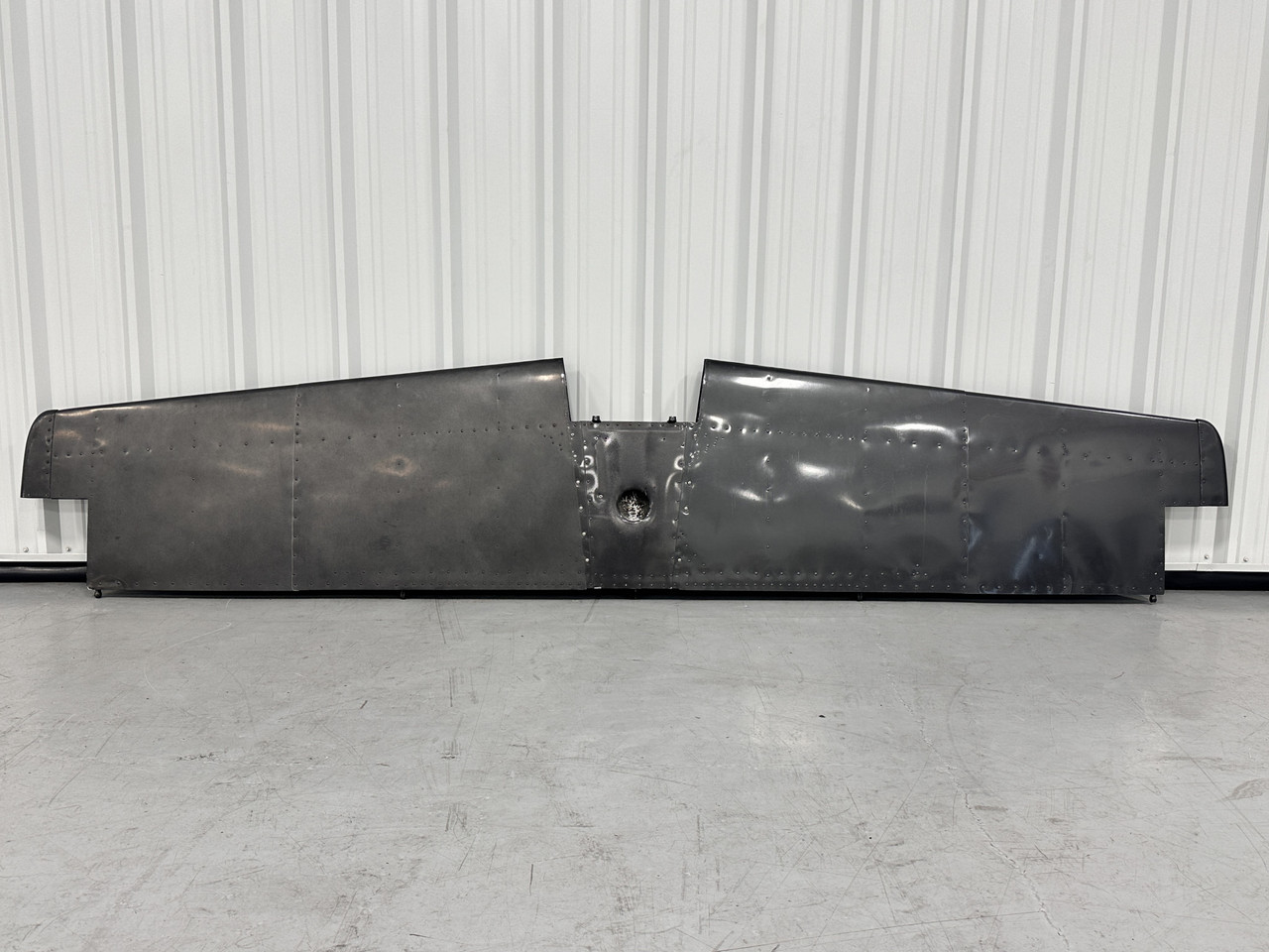 りんページ 1232600-31 Cessna 182R Horizontal Stabilizer Assembly