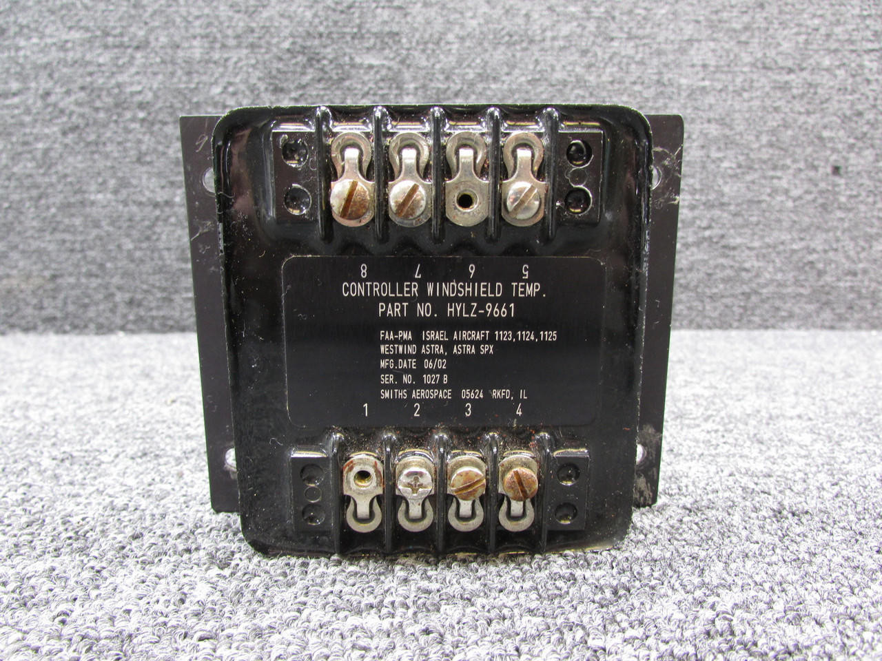 TTページ HYLZ9661 Smiths Aerospace Windshield Temperature Controller Unit