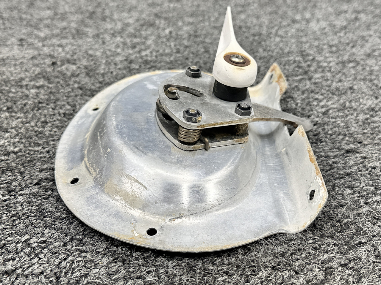AORページ 96919-000 Piper PA34-200T Auxiliary Door Latch Assembly for Sale