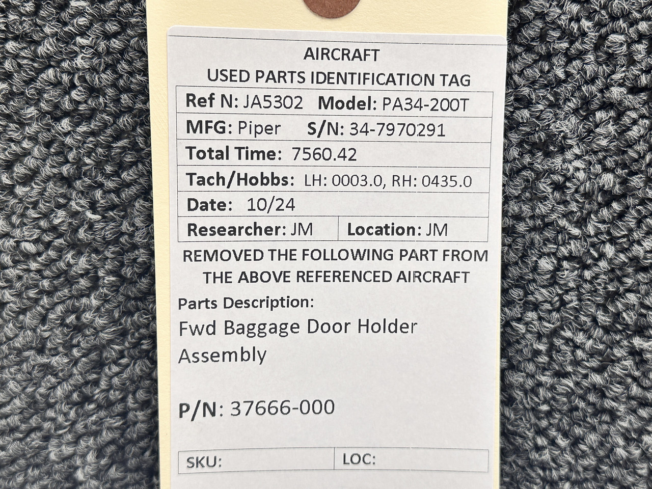 37666-000 (Use: 37666-000) Piper PA34-200T Forward Baggage Door