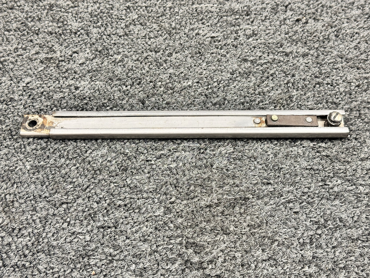 37666-000 (Use: 37666-000) Piper PA34-200T Forward Baggage Door