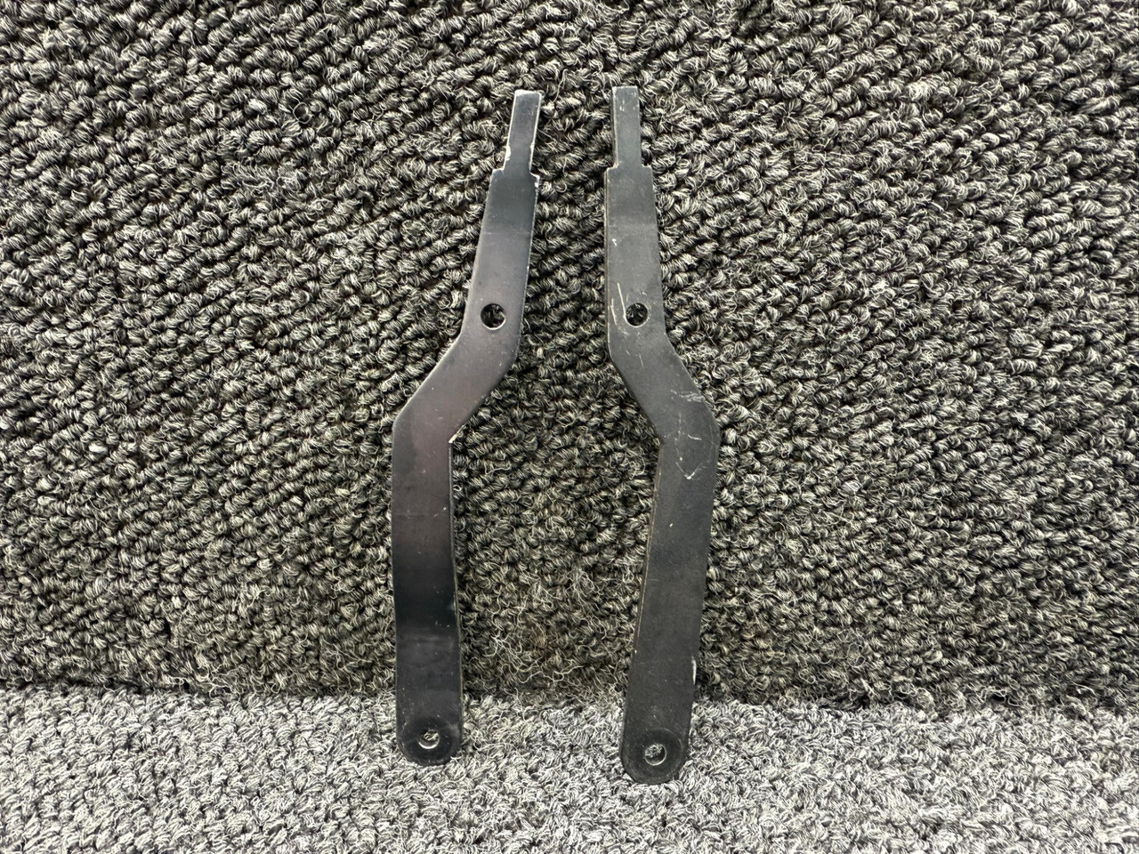 96085-000, 96085-002 Piper PA34-200T Fuel Selector Valve Lever Set LH and RH