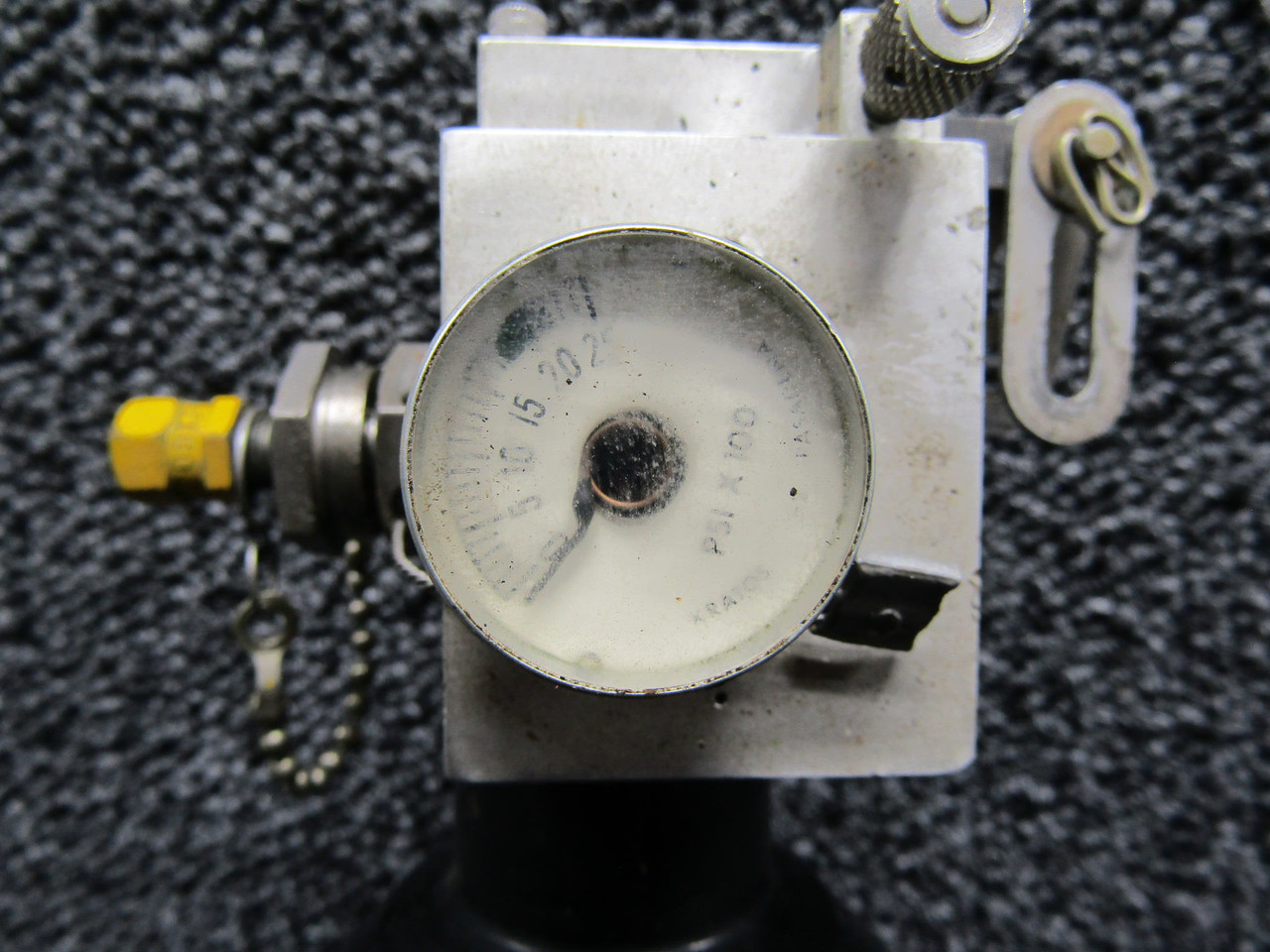 99101542 Cessna Aviation Emergency Landing Gear Extension Bottle