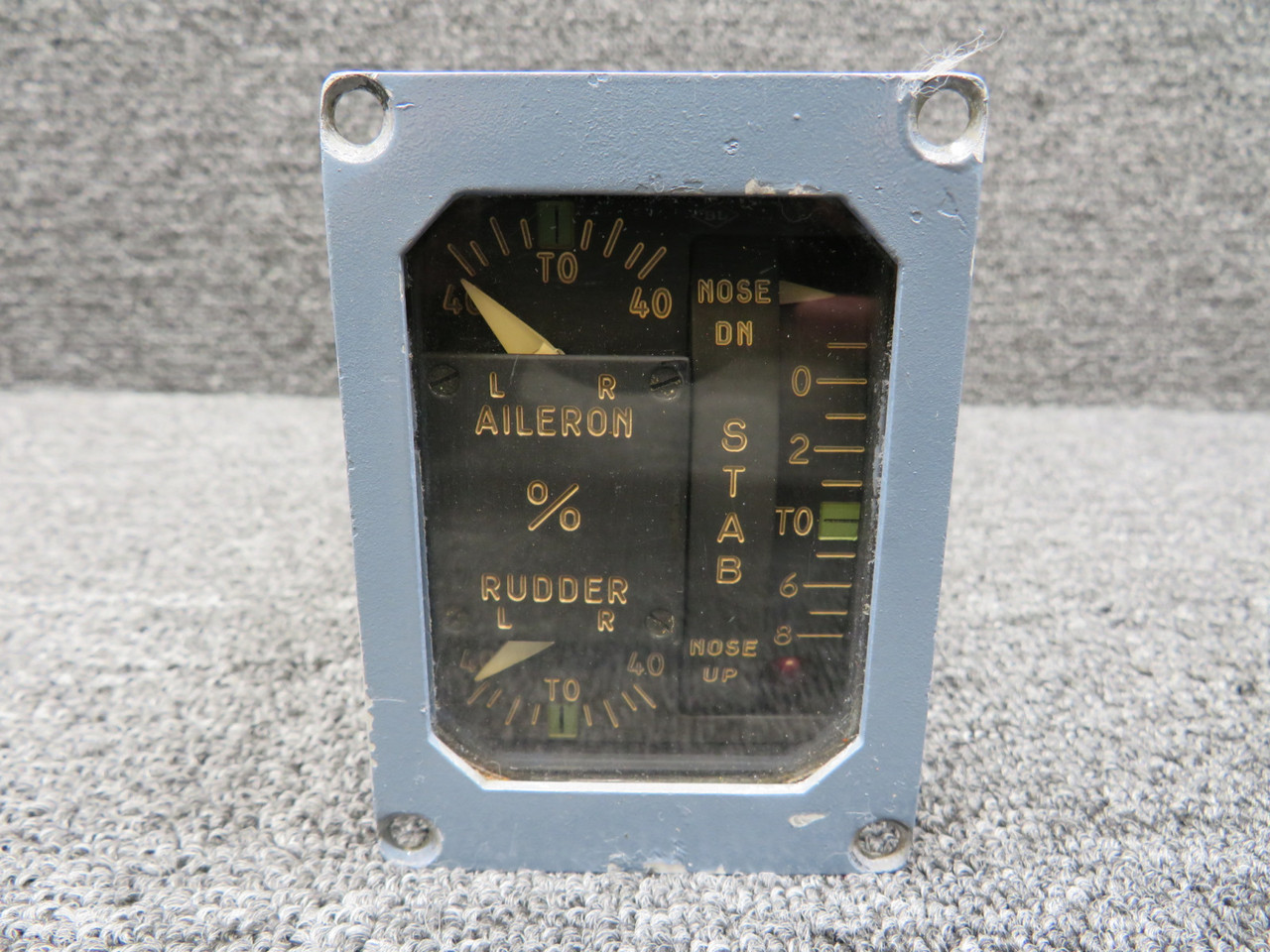 4863-14 Brion Leroux 27 Voltage Triple Trim Indicator