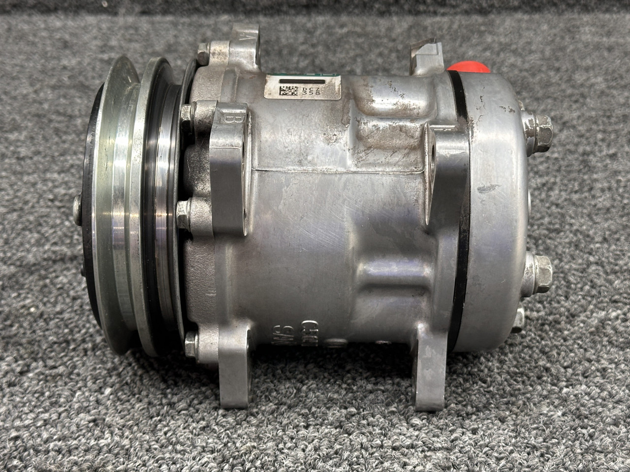 SD5H09 Sanden S5073 Air Conditioning Compressor (Core-Broken Mount)