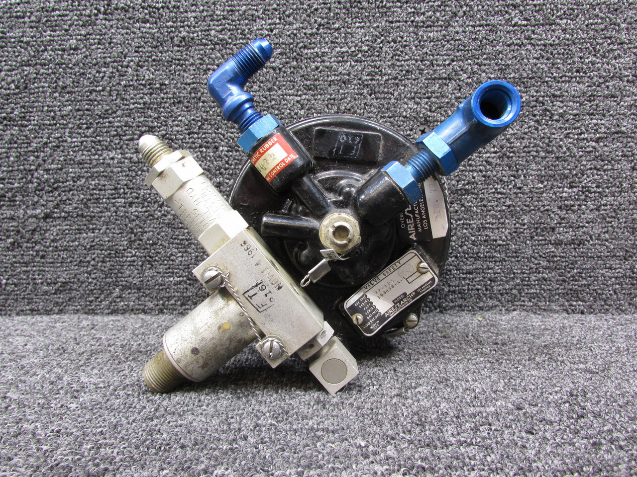 ハルページ 103098-4-1 Airesearch Valve Safety | BAS Airplane Parts