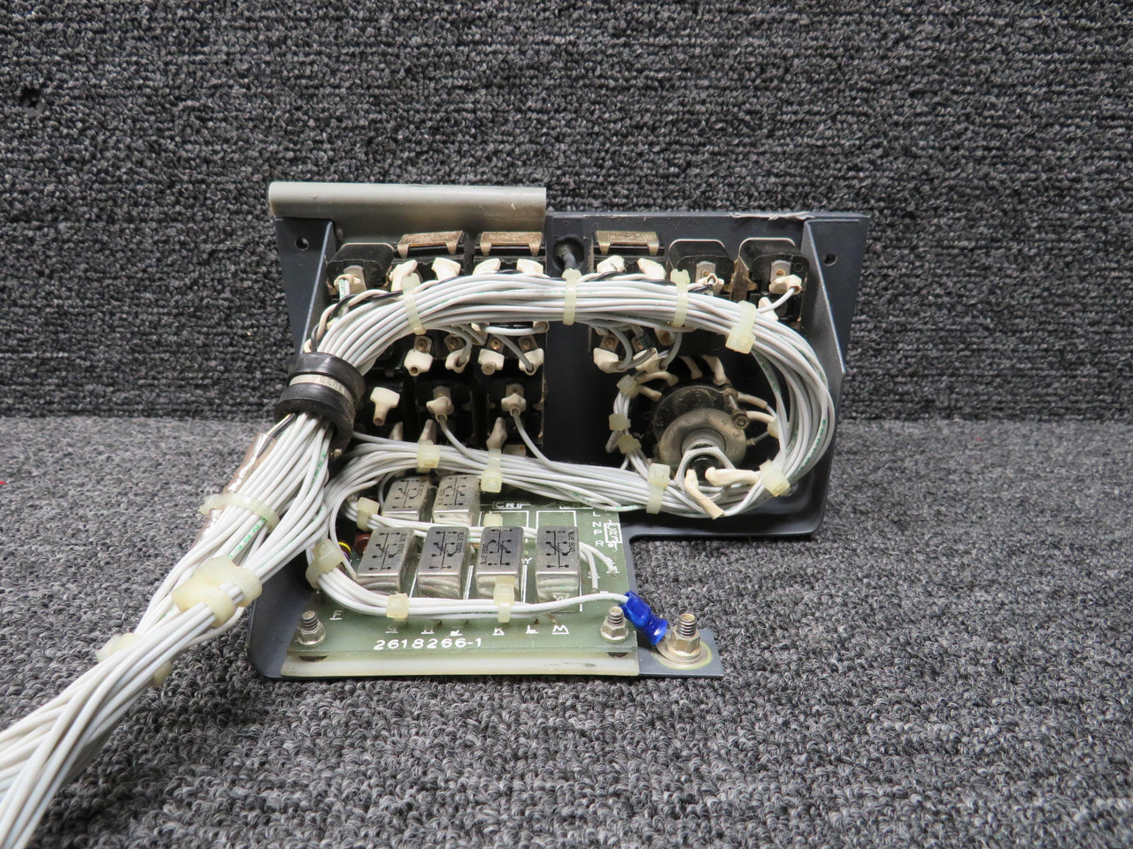 2614018-28-628 LearJet Aviation Selector Panel