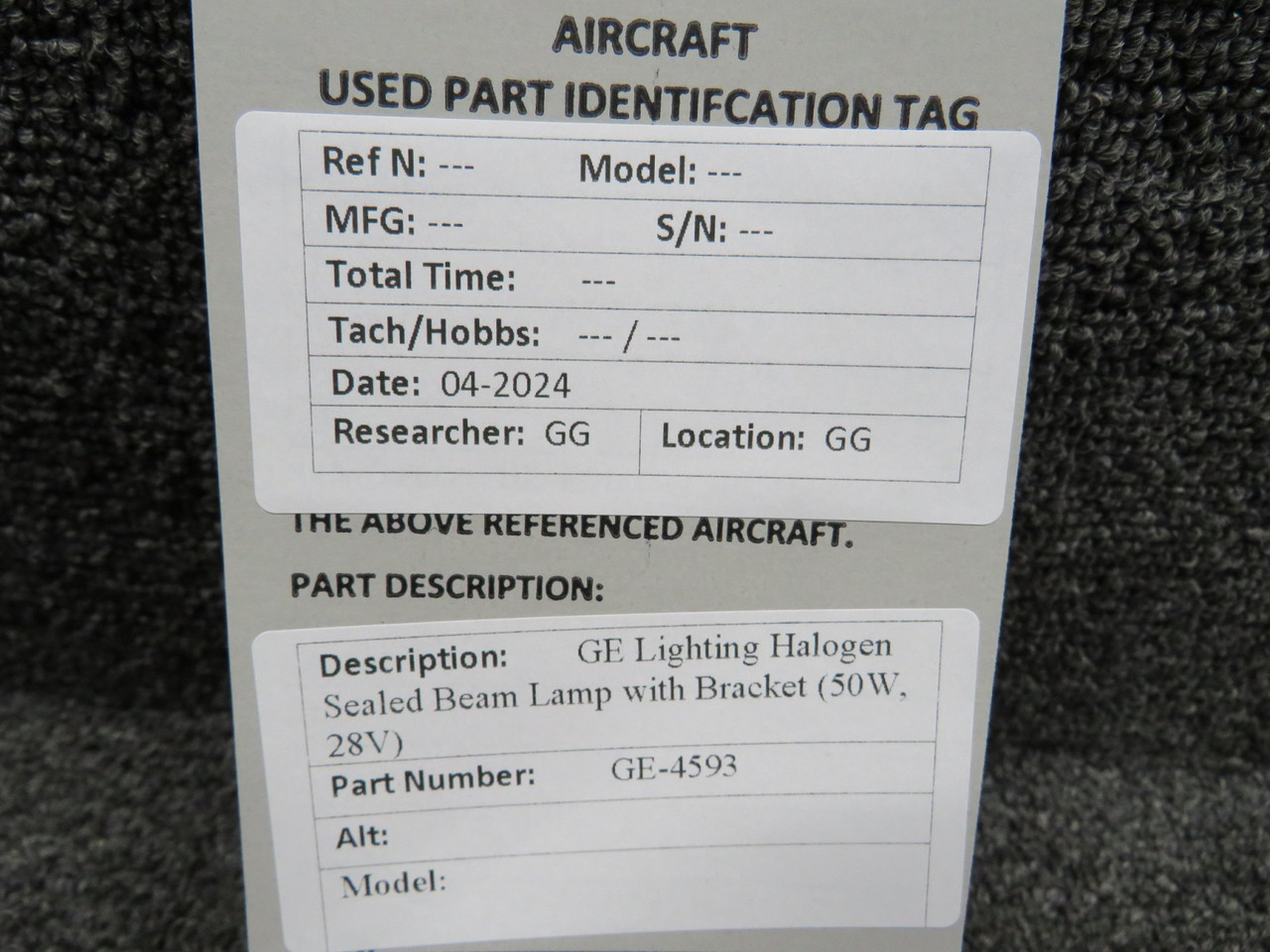 GE-4593 GE Halogen Sealed Beam Lamp with Panel (50 Watts, 28 Volts)