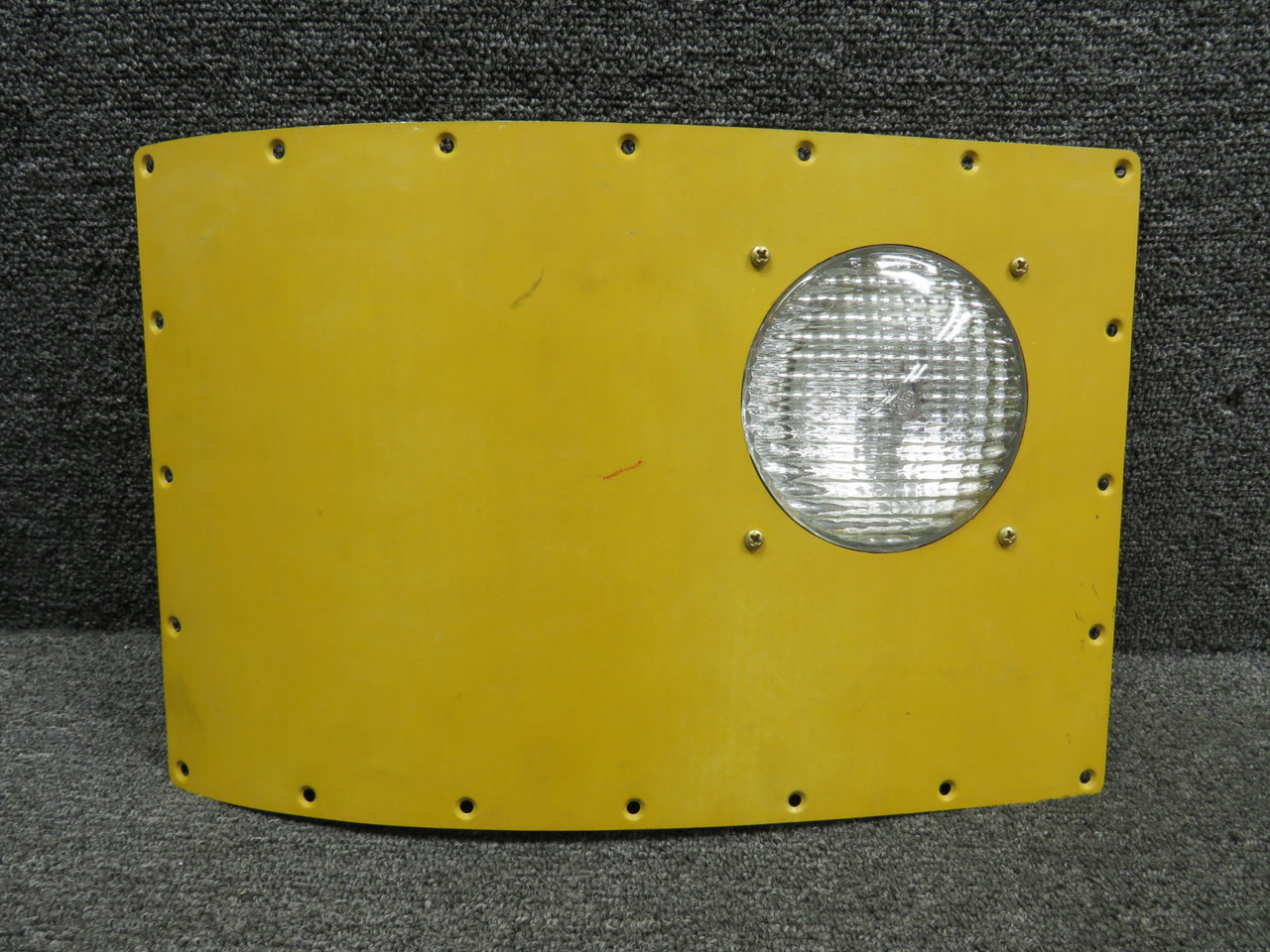 GE-4593 GE Halogen Sealed Beam Lamp with Panel (50 Watts, 28 Volts)