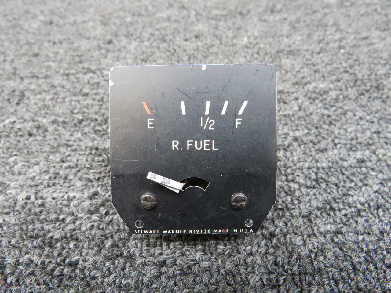 ユンページ 819136 Stewart Warner Aviation Core Right Fuel Tank Quantity