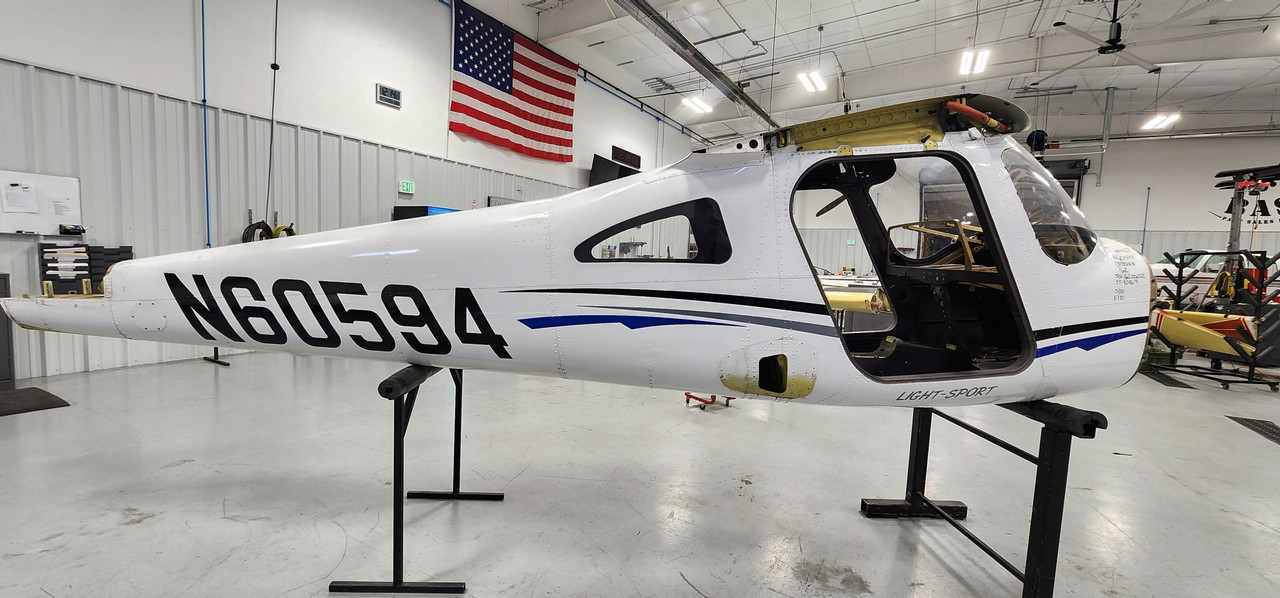 Cessna 162 Fuselage with Bill of Sale, Airworthiness, Data Tag