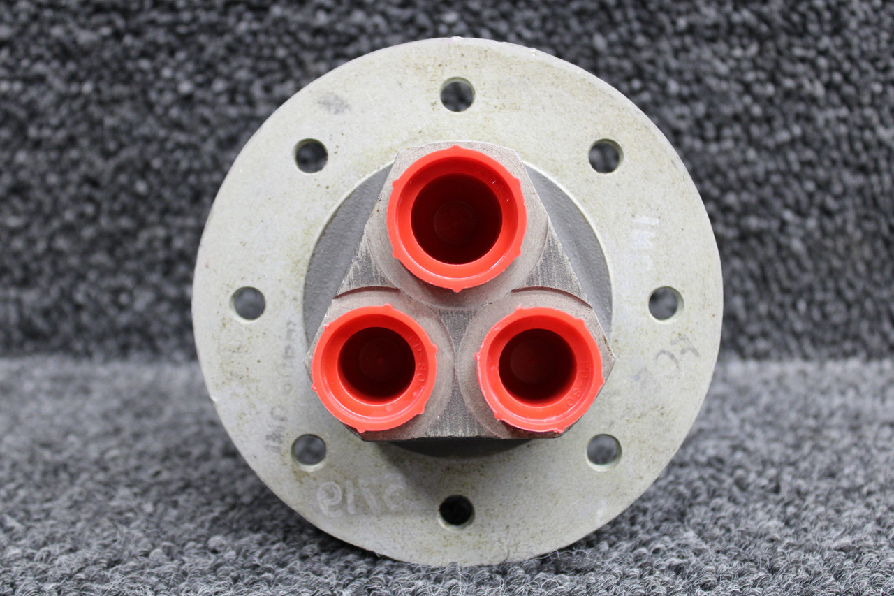 50-921627 Beech KA-200 LH Nacelle Fuel Cell Cover with Check Valve