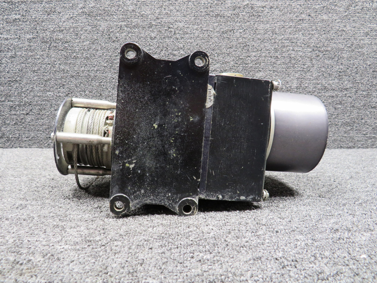 4006719-906 Sperry SM-200 Flight Servo Drive Has Servo Bracket