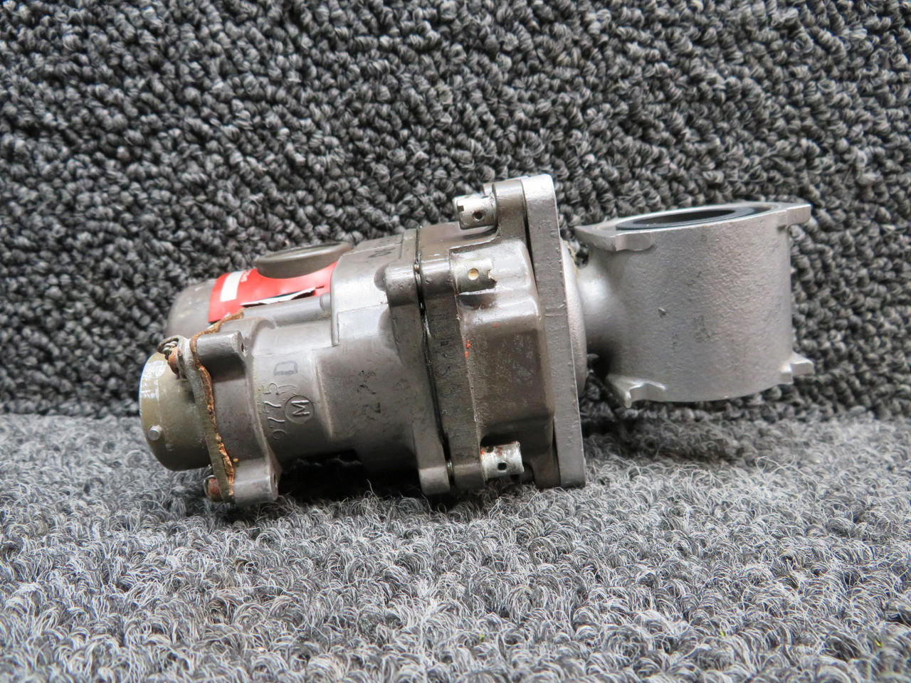 AV16E1182 Learjet 25 ITT Aerospace Shut off Valve (Volts: 28) For Sale