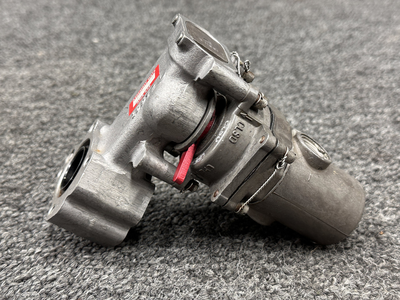 AV16B1700B Beechcraft 200 Fuel Shut Off Valve Assembly
