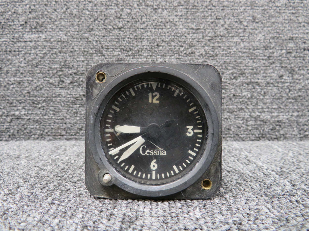 置時計17 S-1317 (Alt PN: CA-6254) Cessna Clock (Missing Knob)
