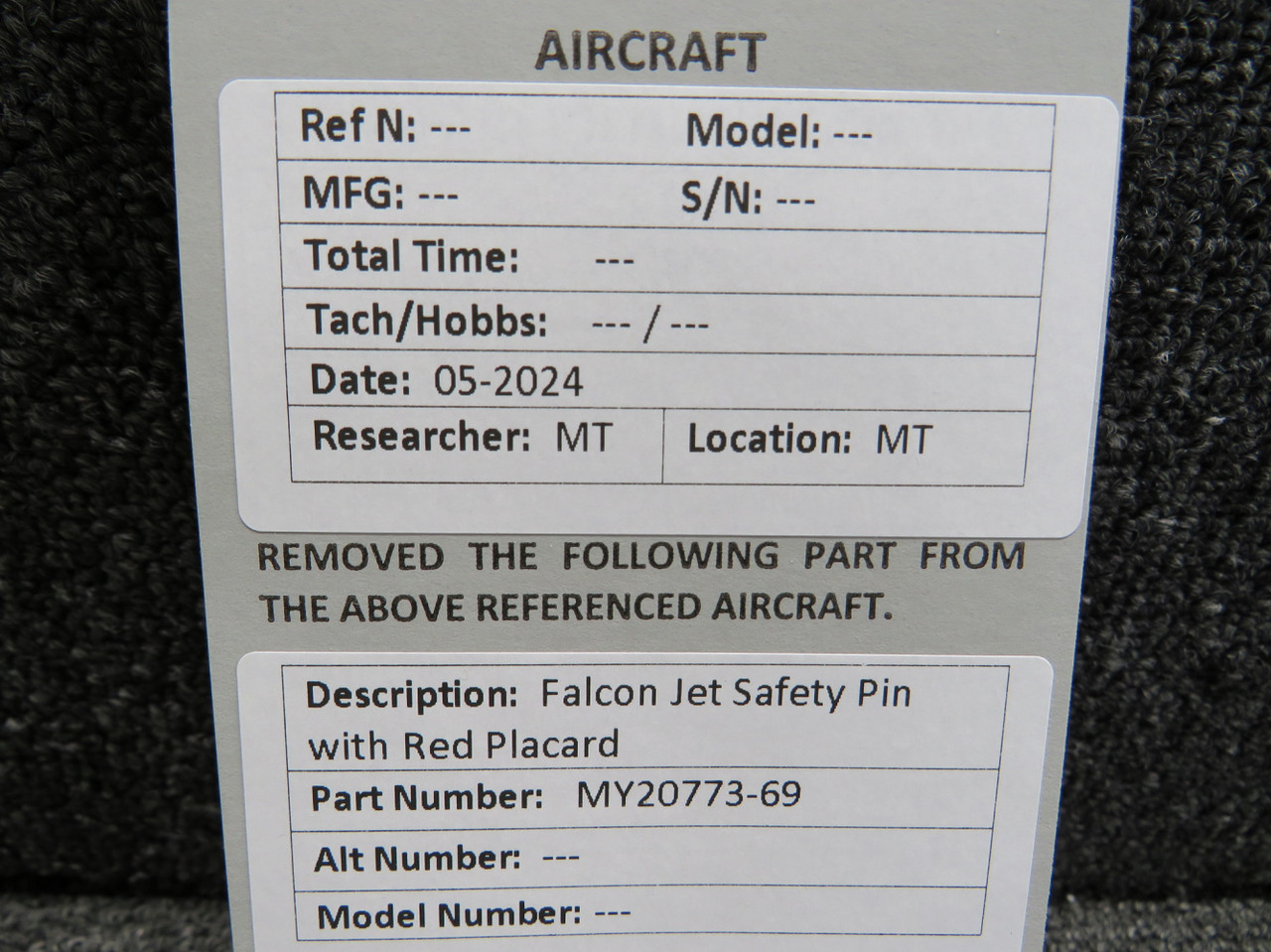 Eagleページ 1262038-1 Cessna 210L LH Outboard Flap Control Bellcrank