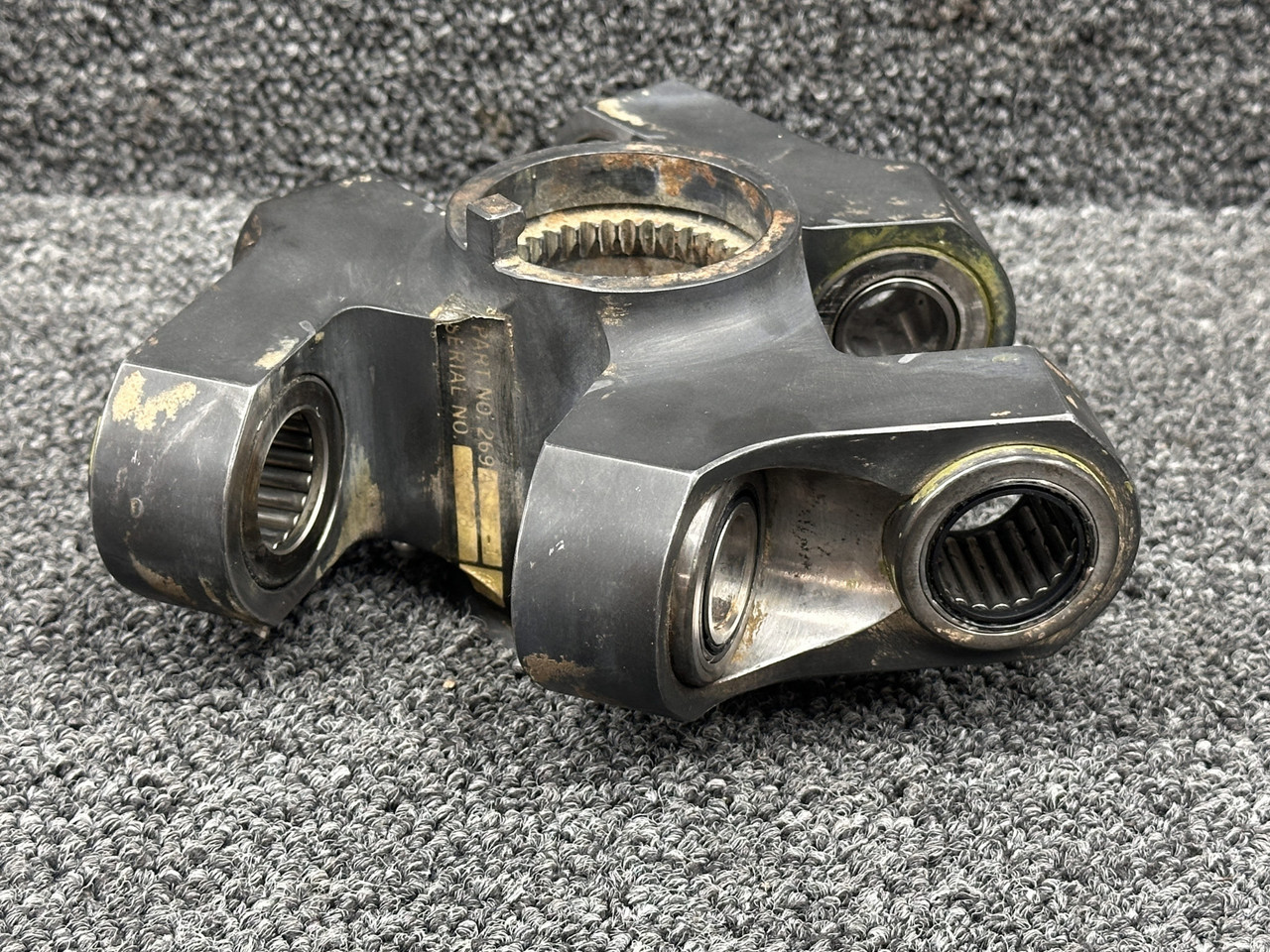 269A5325-1 Hughes Schweizer 269C Main Rotor Hub and Shaft For Sale