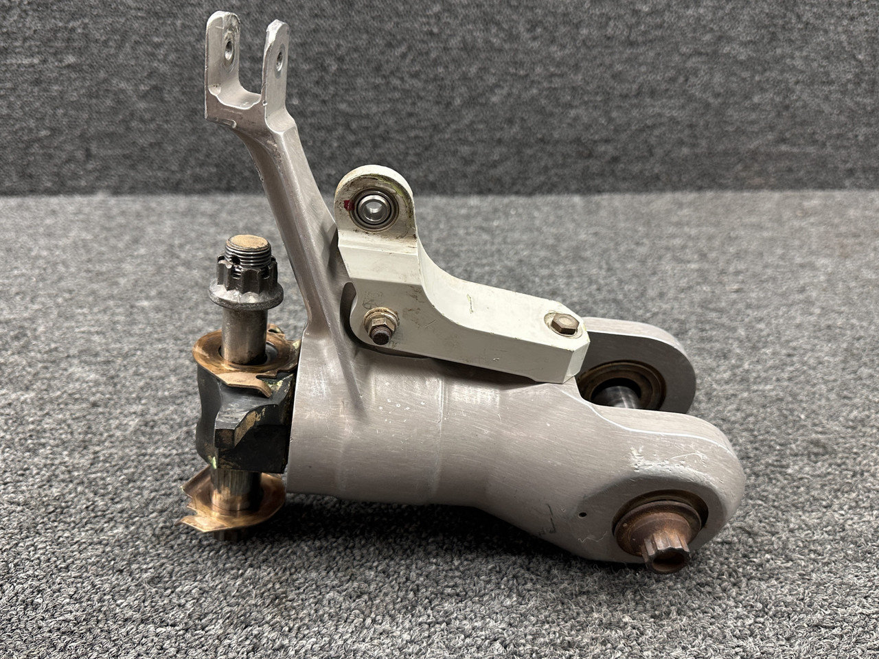 269A1221-3 Hughes Schweizer 269C Main Rotor Pitch Bearing For Sale