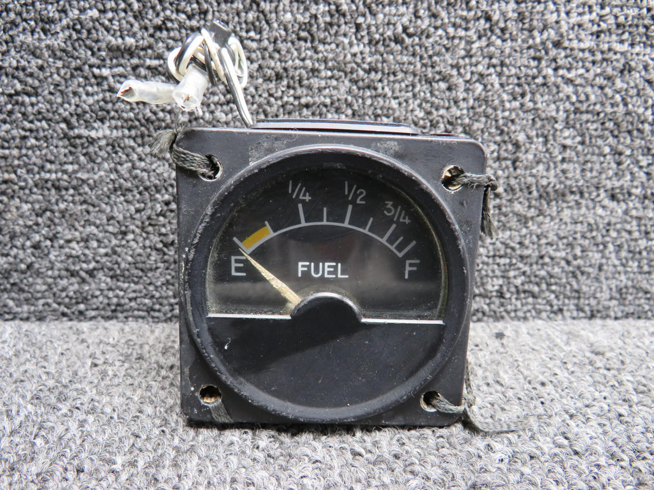 563-227 (Alt: 58-380051-25) Hickok Fuel Quantity Indicator, Lighted