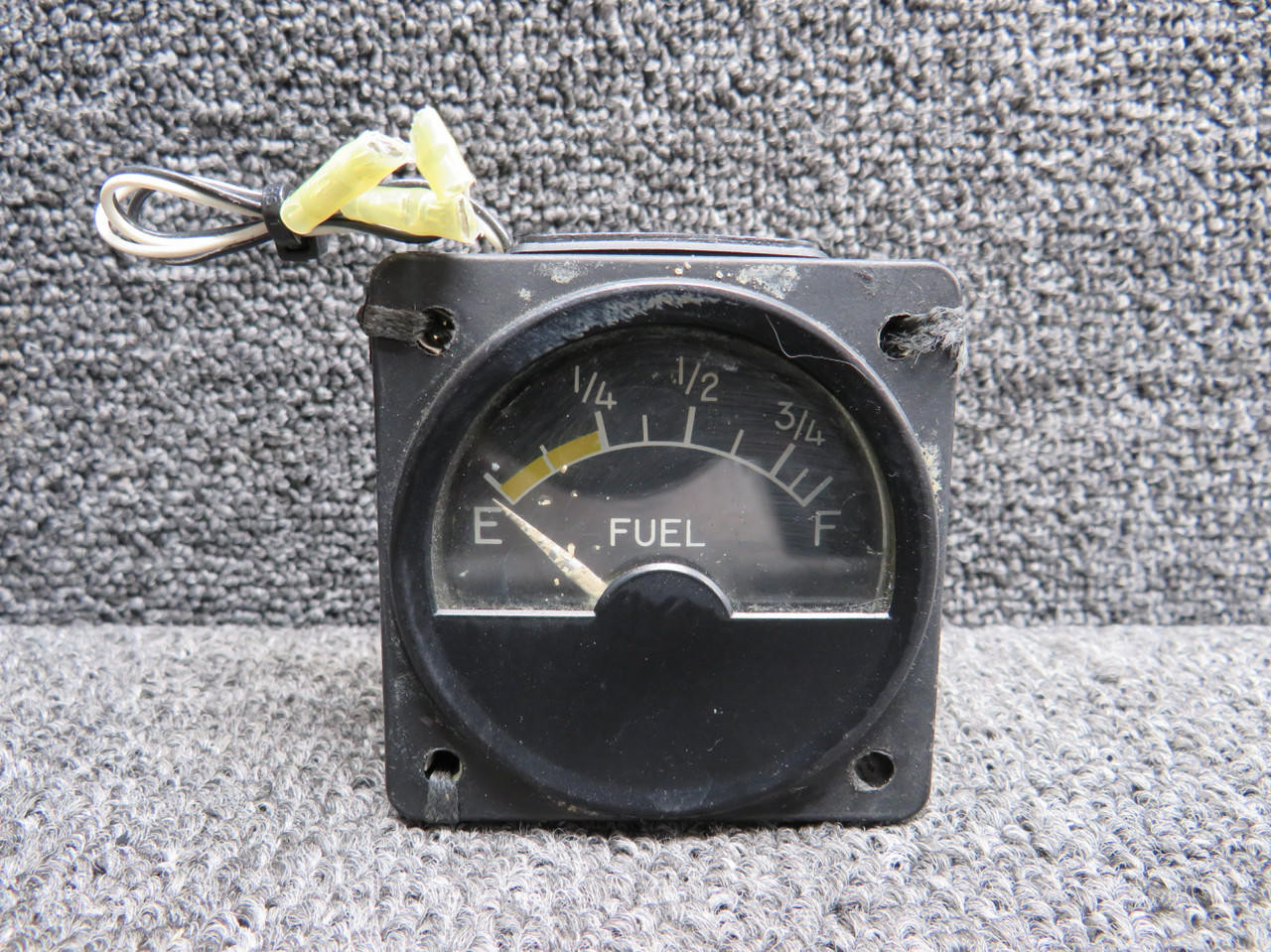 563-226 (Alt: 58-380051-23) Hickok Fuel Quantity Indicator, Lighted