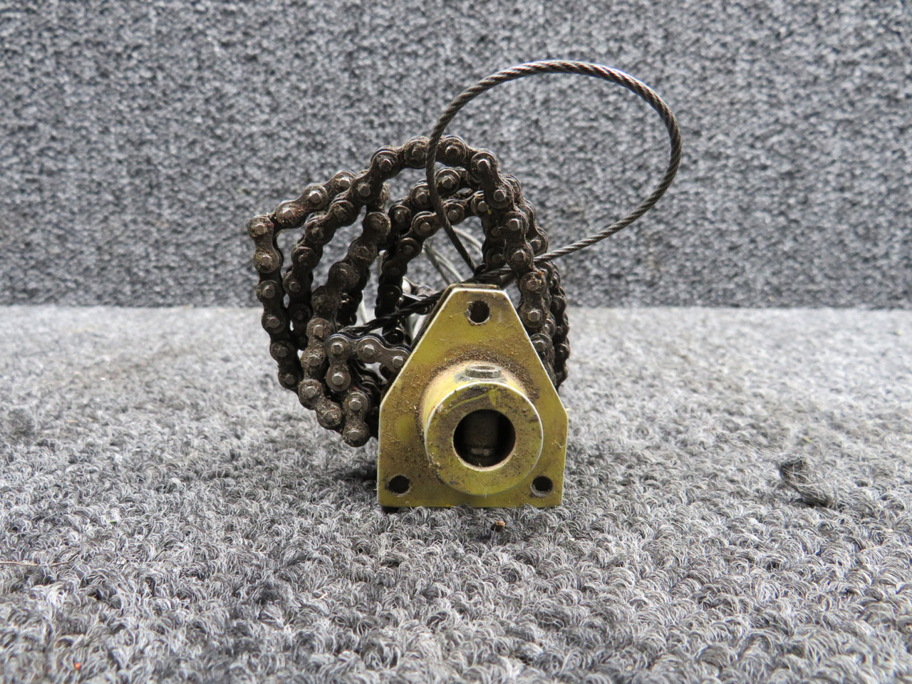 Beechcraft King Air Rudder Trim Actuator Assembly with Chain For Sale