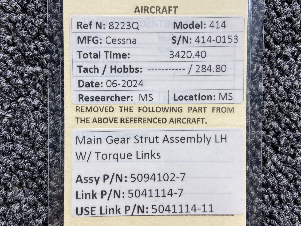5094102-7, 5041114-7 Cessna 414 LH Main Gear Strut Assembly with