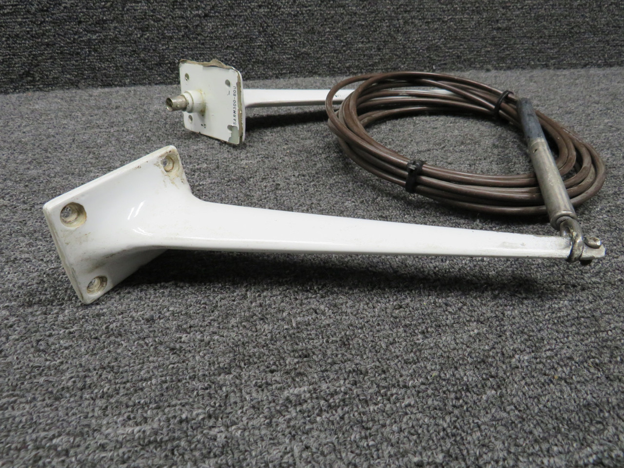 35ARM300-80U Attach Fitting 5ARM300-1CN Dayton Grainger Corroded