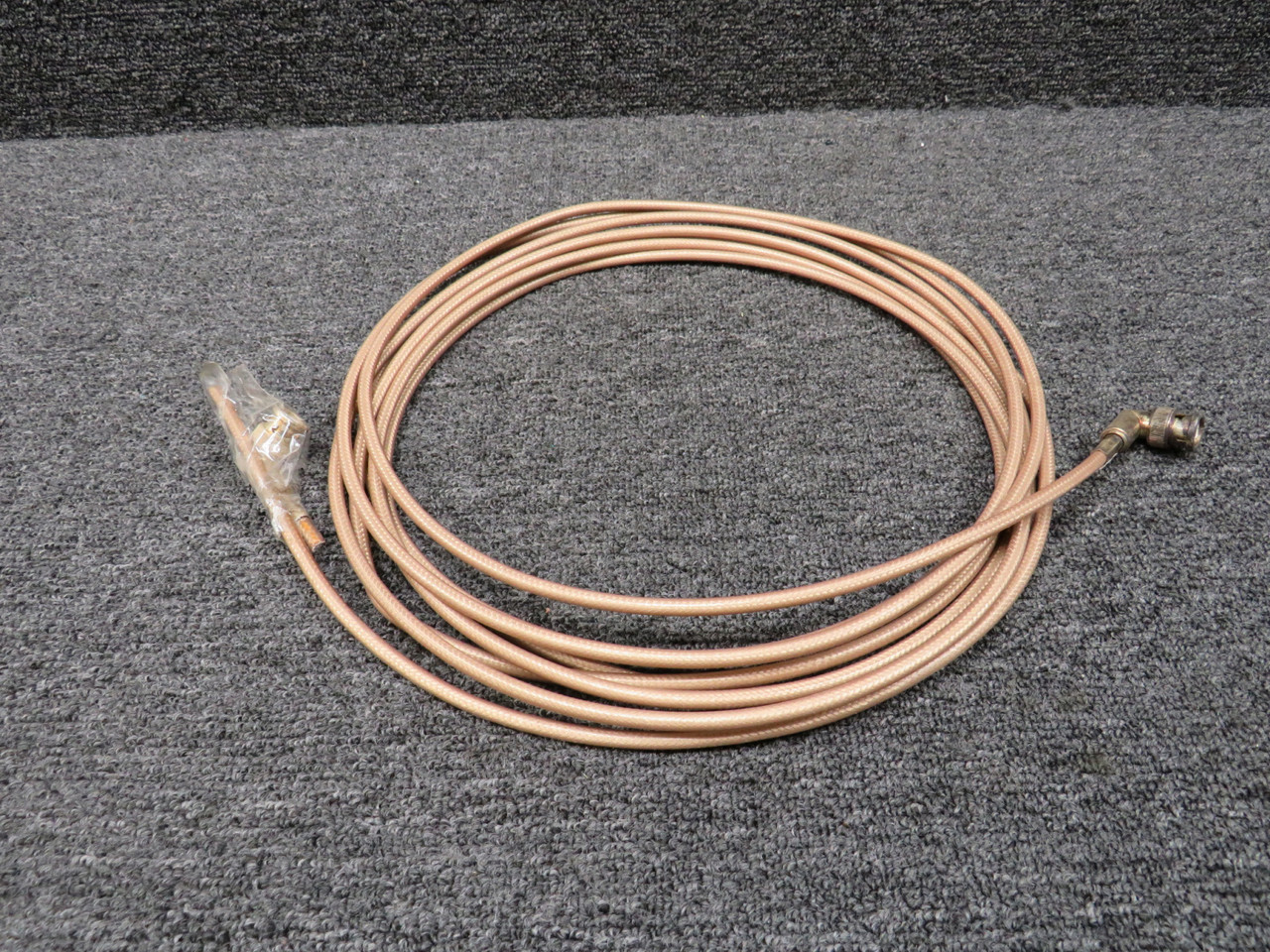 45218.AAMCページ MIL-C-17G Alternative Part Number RGS-142 Thermax Coax Cable 18 ft