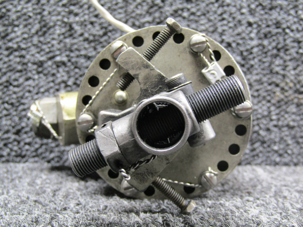 8210-260 (Alt: 893615-13) Woodward Propeller Governor Assembly