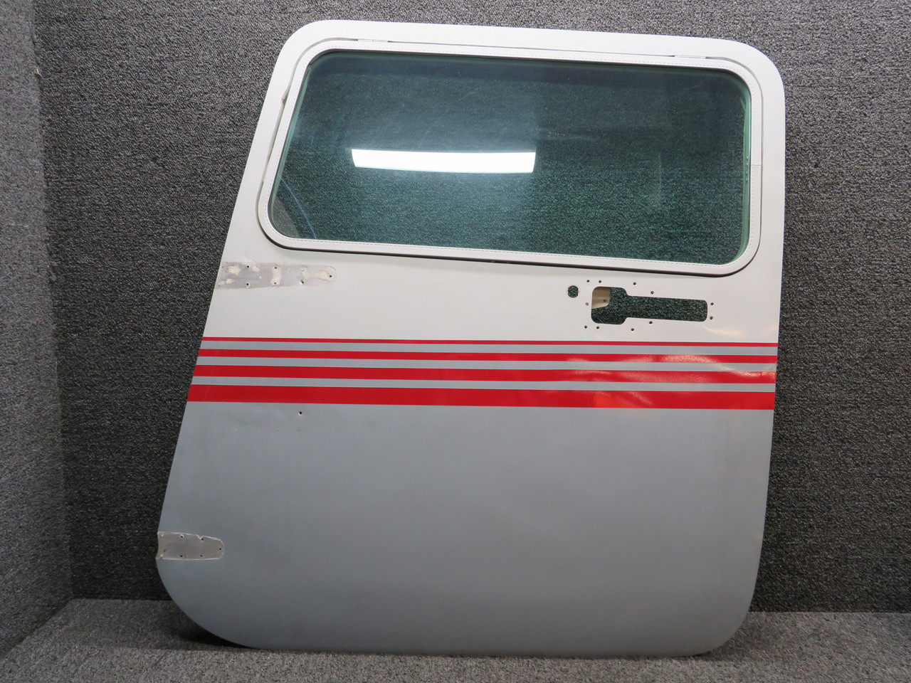 1217000-206 Cessna 182R LH Cabin Door Structure with Openable Window