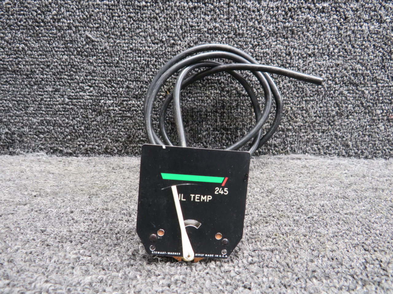 Aページ 17点 819137 Stewart-Warner Oil Temperature Indicator (Inoperable) (Core)