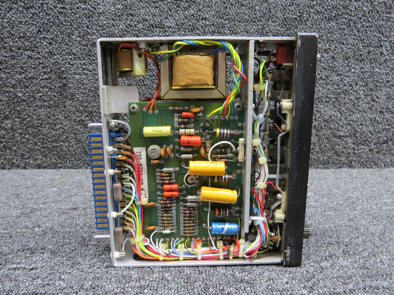 066-1024-03 King Radio KMA-20 Audio Selector Panel with Tray (14