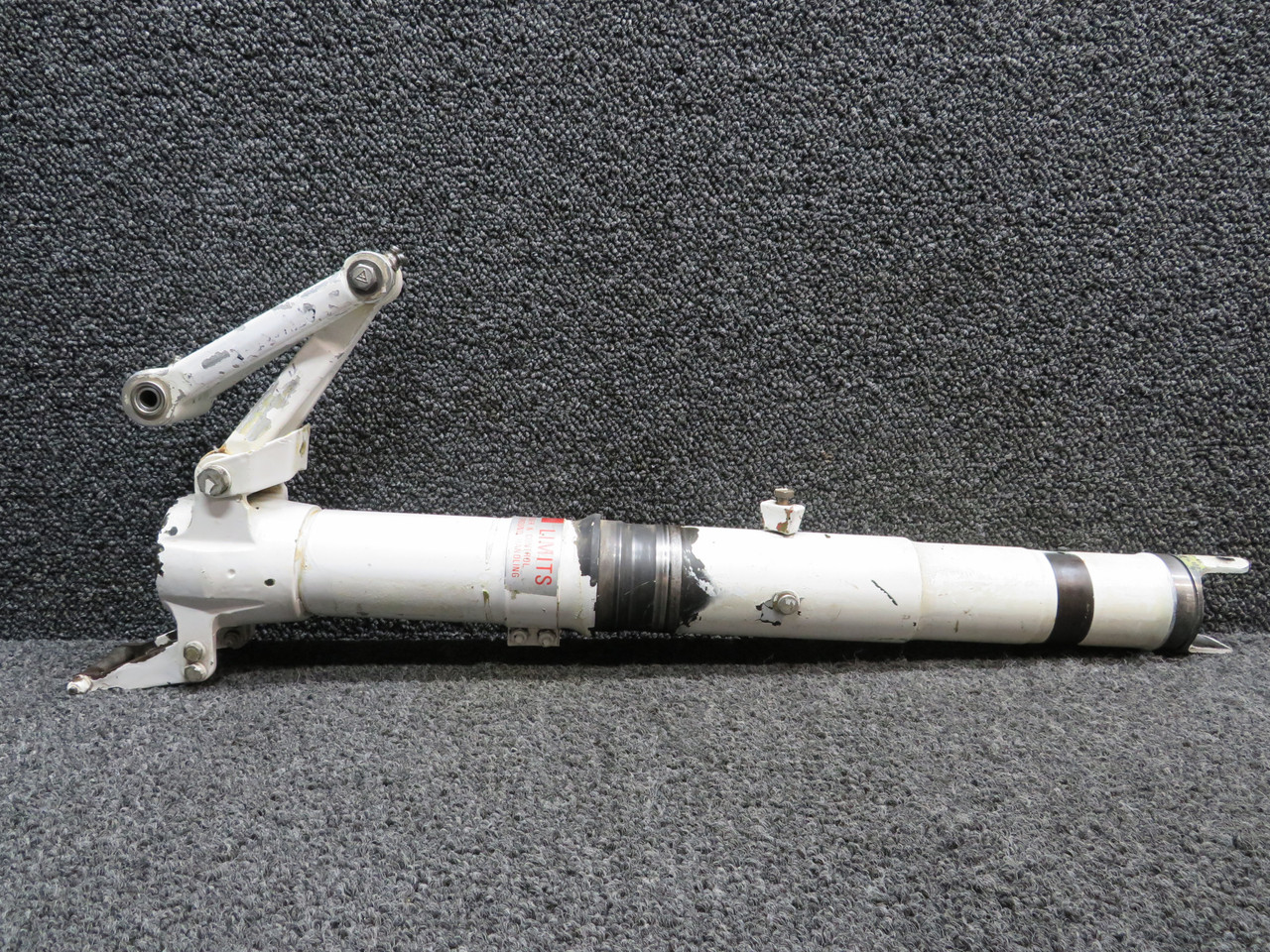 5842000-209, 0841002-1 Cessna 441 Nose Gear Shock Strut Assembly