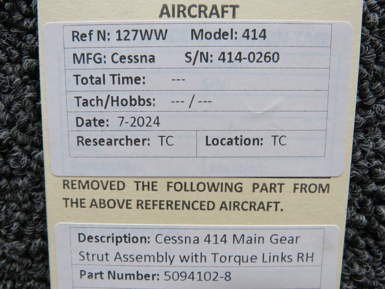 5094102-8 Cessna 414 RH Main Gear Strut Assembly with Torque Links