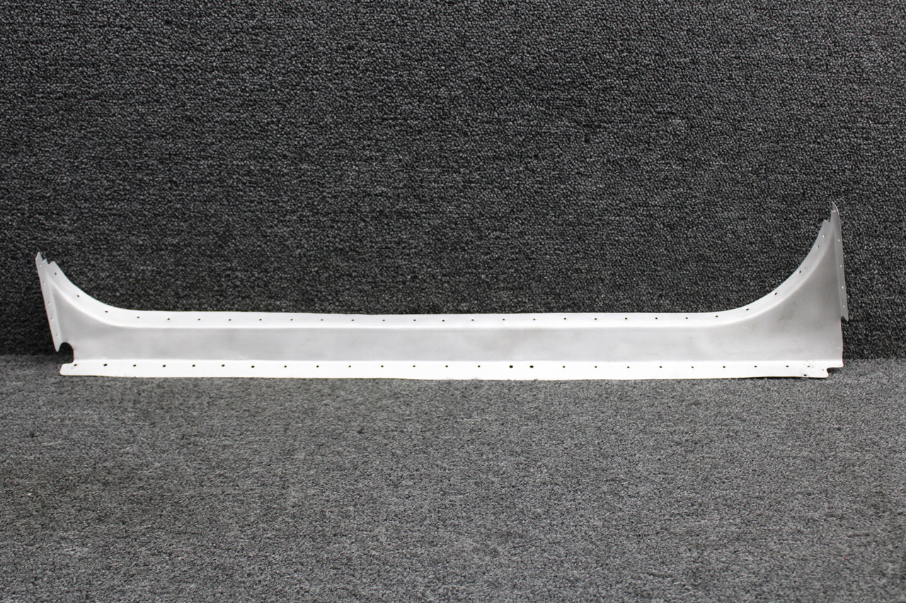 0511116 Cessna 172 Cabin Door Sill Lower Left Hand (Bead Blasted)