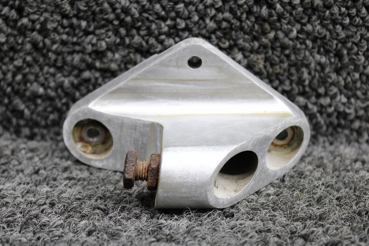 2213089-2 Cessna R182 RH Nose Gear Stop Support
